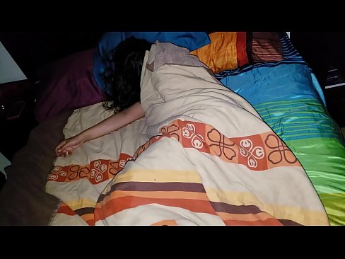 ❤️ سوتیلی ماں سوتی ہوئی اپنی نوجوان سوتیلی ماں کو پیٹ رہا ہے۔ ☑ پر ur.pornjimbo.ru ﹏